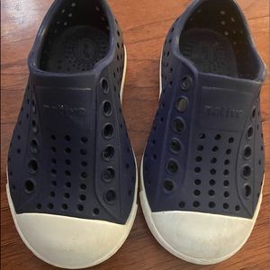 Navy blue native Jefferson size 5